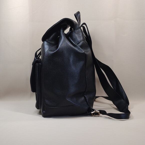 Black faux leather Backpack - Picture 4 of 16